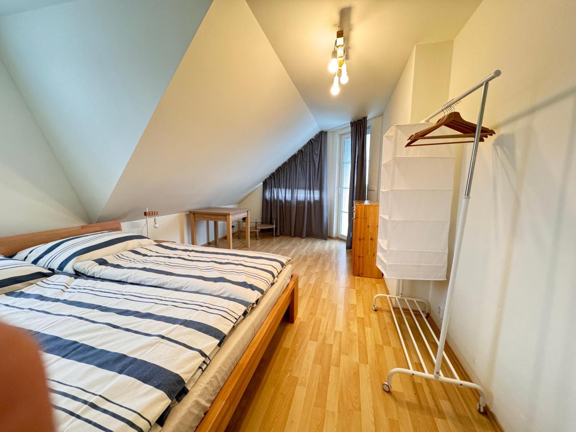 Diamondvilla, 4 Bedroom Apartment, Garden & Spa プラハ エクステリア 写真