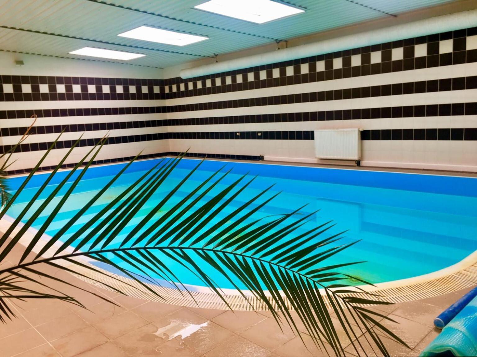 Diamondvilla, 4 Bedroom Apartment, Garden & Spa プラハ エクステリア 写真